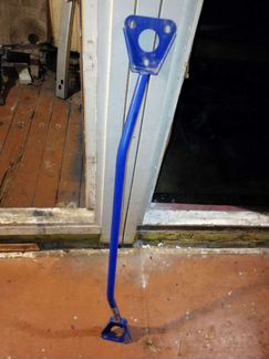 Растяжка передних стоек almera classic b10