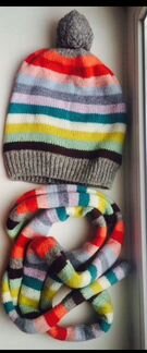 Продаю комплект шапку и шарф бу марки Gap