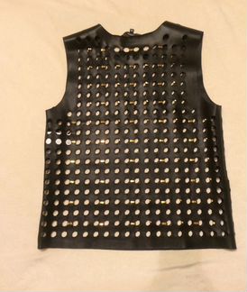 Кожаный топ в сетку Versace