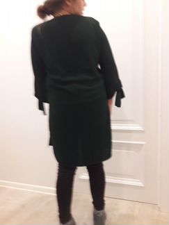 Продам платье зеленого цвета Zara