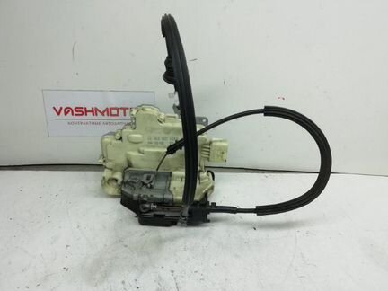 Замок двери передний правый Volkswagen Passat B6