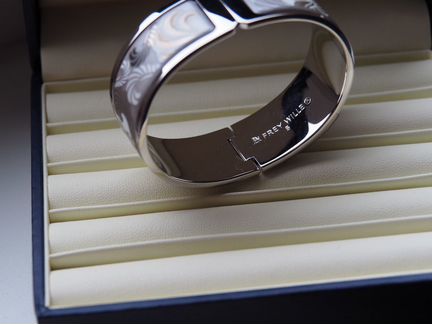 Браслет Frey Wille