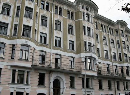 Маленький Офис 12,2 кв.м. на 2 этаже по адресу Рож