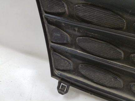 Решетка радиатора Suzuki Vitara 2