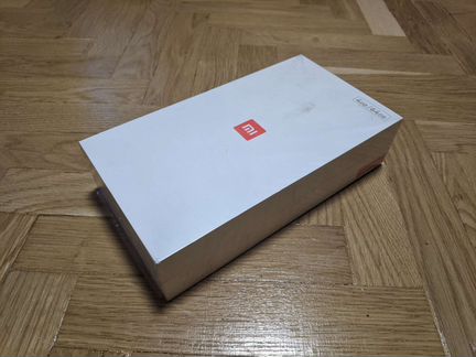 Коробка от mi MAX 2 Global