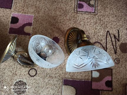 Настенный светильник