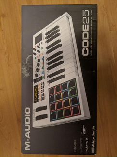 Продам M-Audio Code25 White