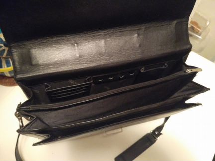 Портфель кожаный