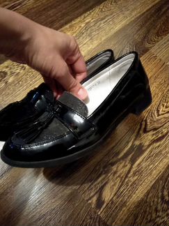 Туфли школьные 33 р