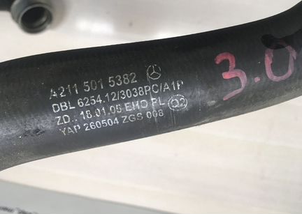 Патрубок радиатора Mercedes Om642