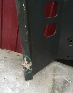 Man TGA 4 серия подножка левая 81615100477