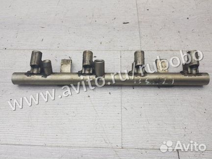 Рампа топливная левая Audi Q7 4L BAR 2007