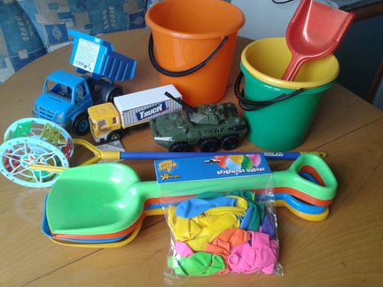 Детские игрушки