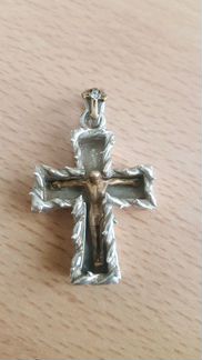 Продам цепь с крестом серебряную