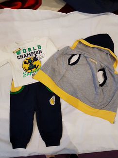 Костюм тройка новый для мальчика на 6 месяцев